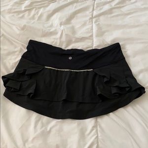 Super cute Lululemon athletic skirt!